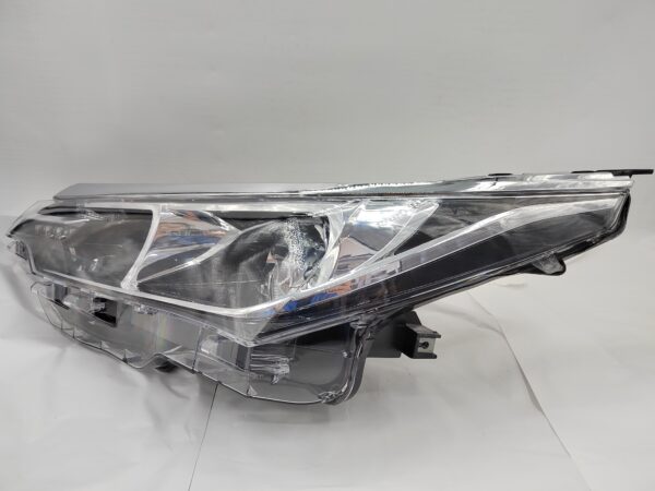 TOYOTA COROLLA 2017-2018 HALOGEN L.H.S HEADLIGHT ASSEMBLY