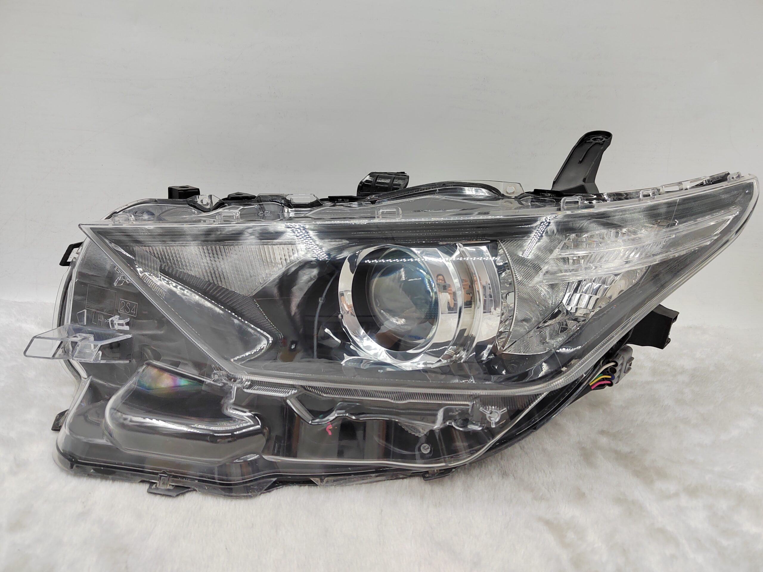 TOYOTA COROLLA AURIS NZE181H 2015-2018 HALOGEN L.H.S HEADLIGHT ASSEMBLY