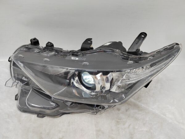 TOYOTA COROLLA AURIS NZE181H 2015-2018 HALOGEN L.H.S HEADLIGHT ASSEMBLY