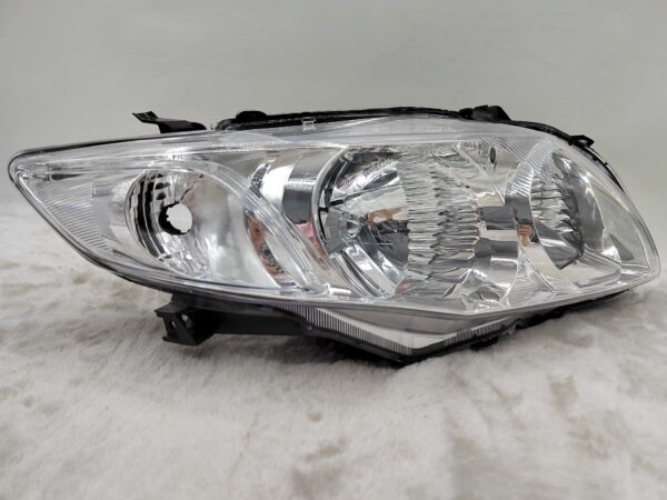 TOYOTA COROLLA E150 2007-2010 HALOGEN R.H.S HEADLIGHT ASSEMBLY