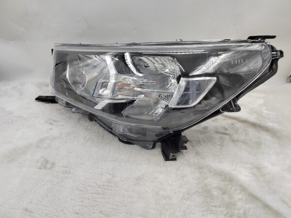 TOYOTA HILUX REVO 2020-2023 HALOGEN L.H.S HEADLIGHT ASSEMBLY