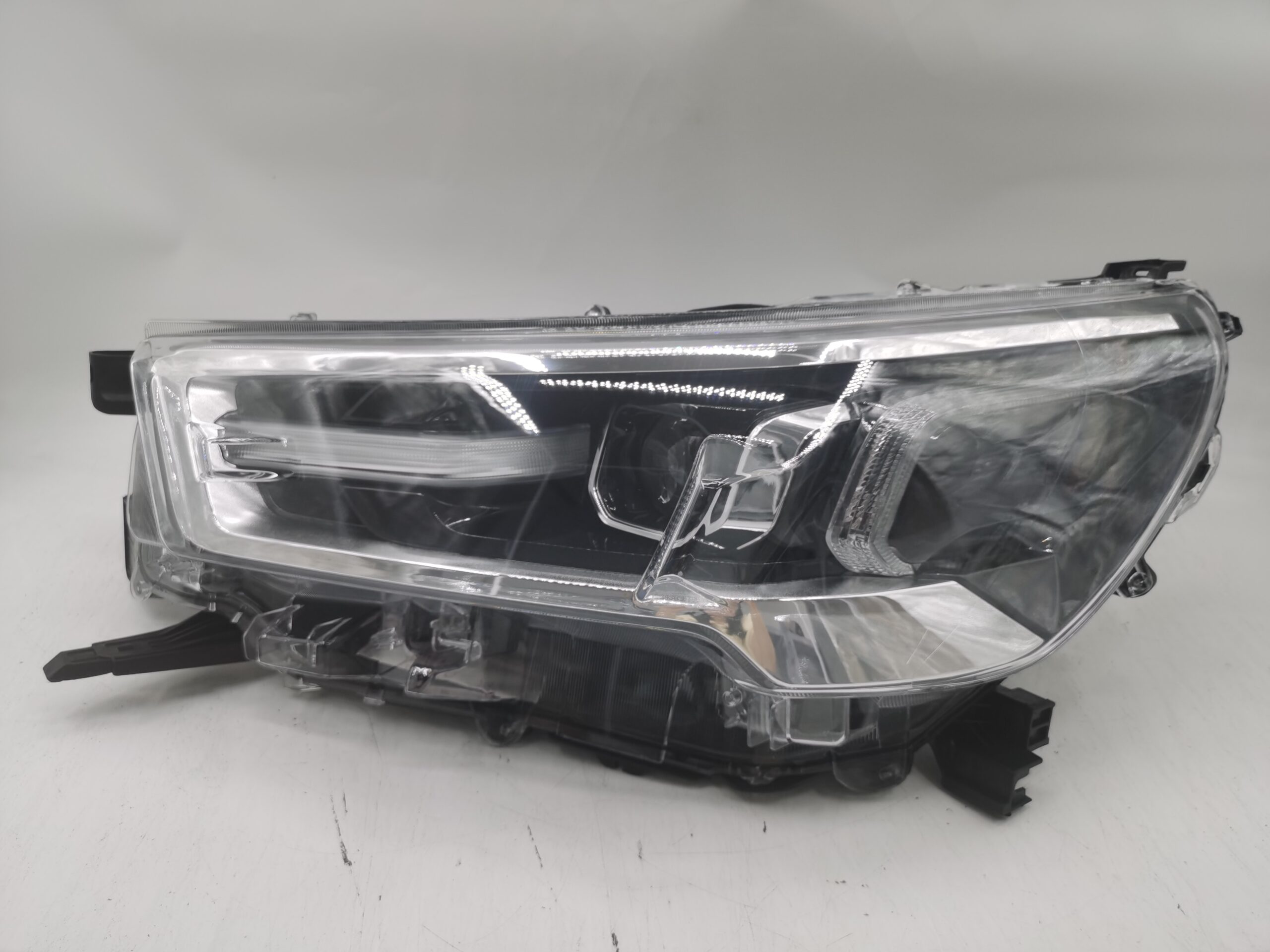 TOYOTA HILUX REVO 2020-2023 LED L.H.S HEADLIGHT ASSEMBLY