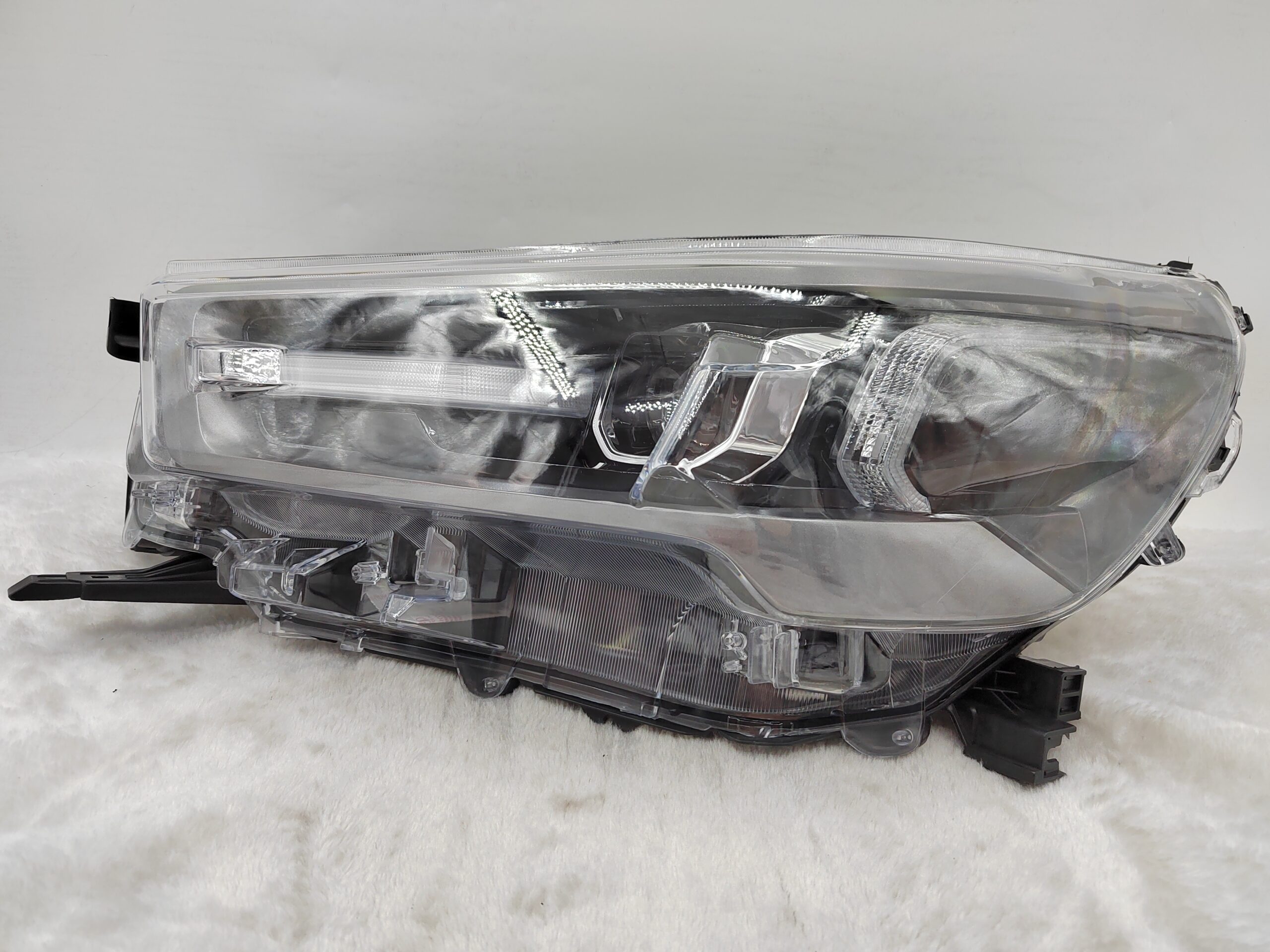 TOYOTA HILUX REVO 2020-2023 LED L.H.S HEADLIGHT ASSEMBLY