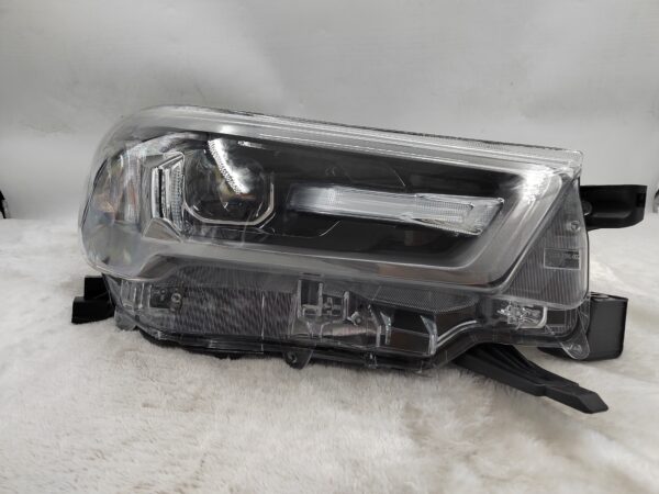 TOYOTA HILUX REVO 2020-2023 LED R.H.S HEADLIGHT ASSEMBLY