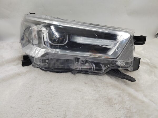 TOYOTA HILUX REVO 2020-2023 LED R.H.S HEADLIGHT ASSEMBLY