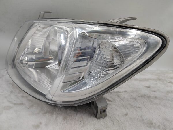 TOYOTA HILUX VIGO 2005-2010 HALOGEN L.H.S HEADLIGHT ASSEMBLY