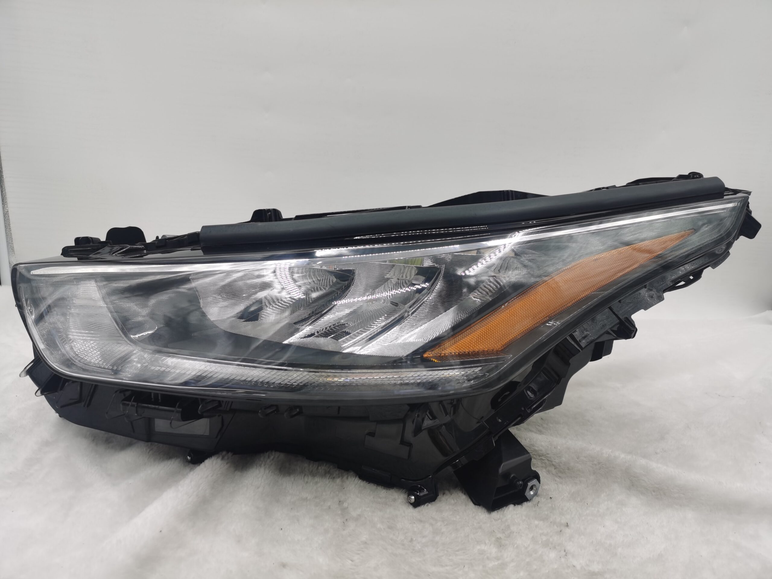 TOYOTA KLUGER 2020-2023 LED L.H.S HEADLIGHT ASSEMBLY