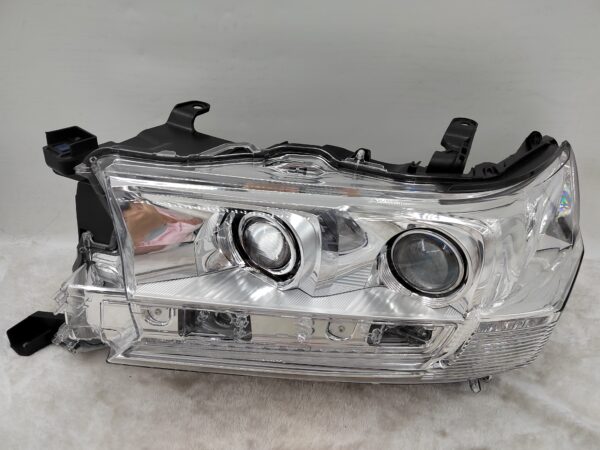 TOYOTA LANDCRUISER 200 SERIES VDJ200R 2016-2021 LED L.H.S HEADLIGHT ASSEMBLY