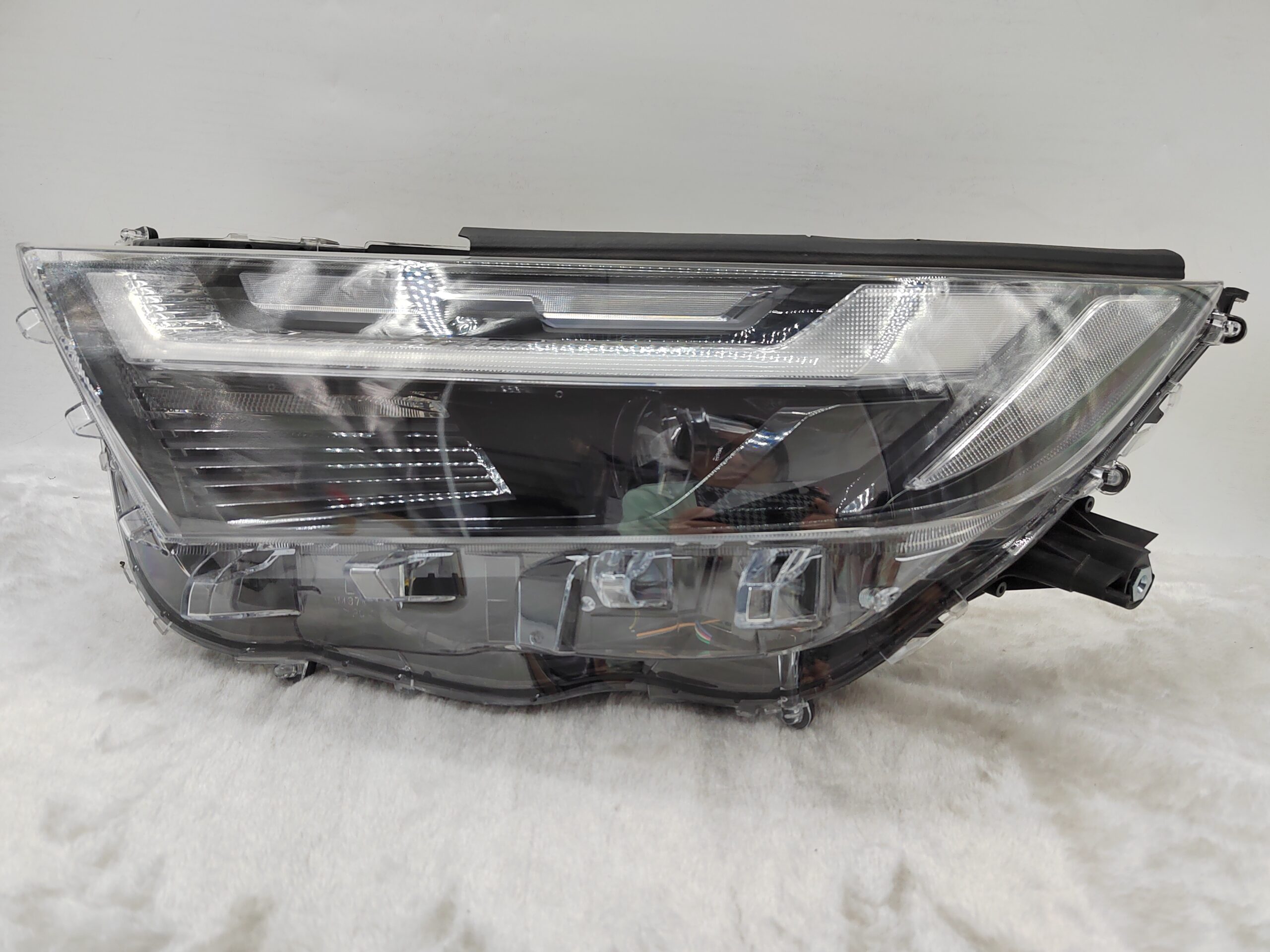 TOYOTA RAV4 2022-2023 LENS LED L.H.S HEADLIGHT ASSEMBLY