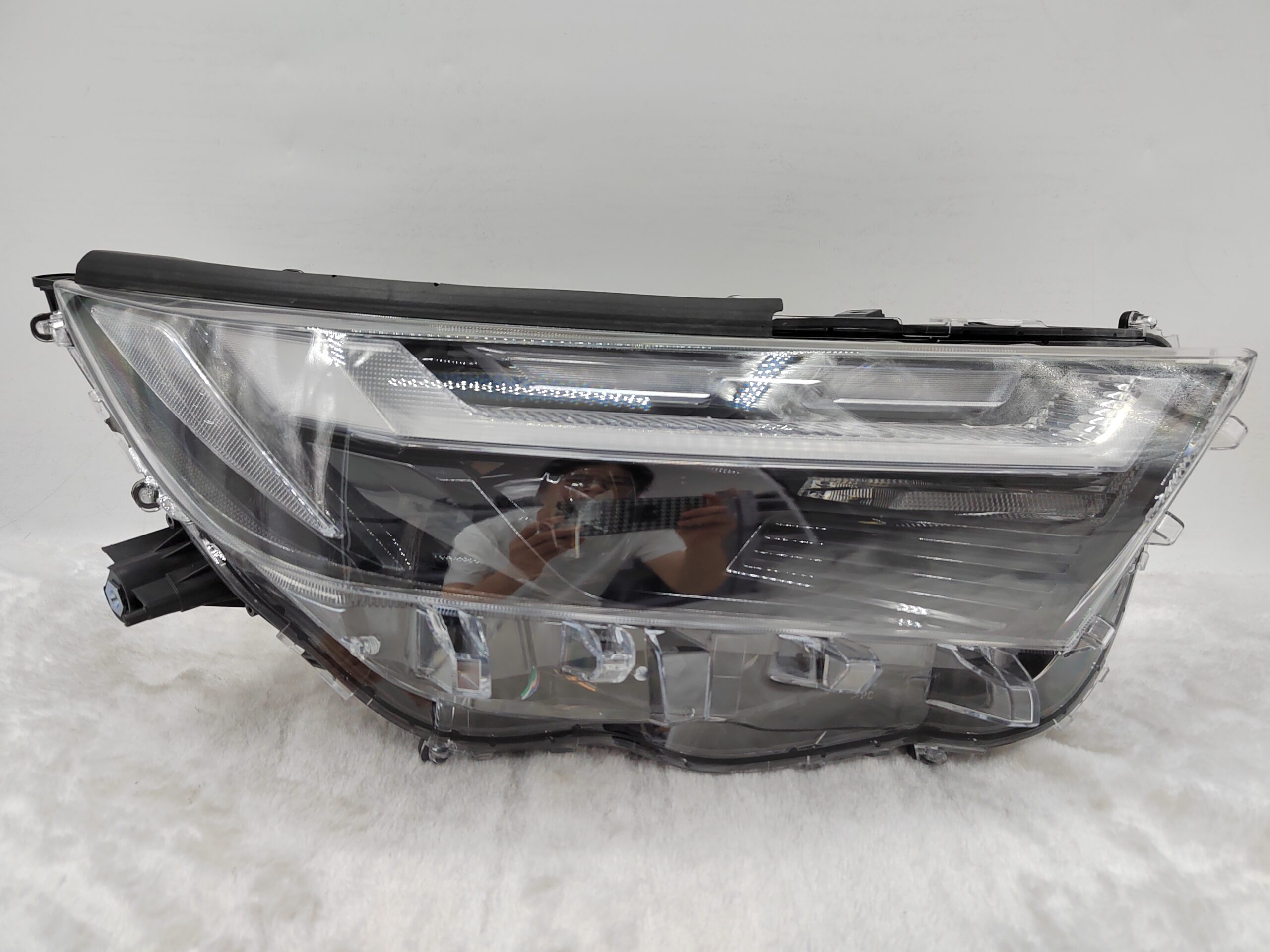 TOYOTA RAV4 2022-2023 LENS LED R.H.S HEADLIGHT ASSEMBLY