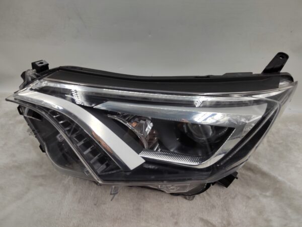 TOYOTA RAV4 4.5 XA40 2016-2018 LED L.H.S HEADLIGHT ASSEMBLY