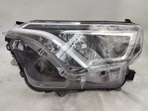 TOYOTA RAV4 4.5 XA40 2016-2018 LED L.H.S HEADLIGHT ASSEMBLY