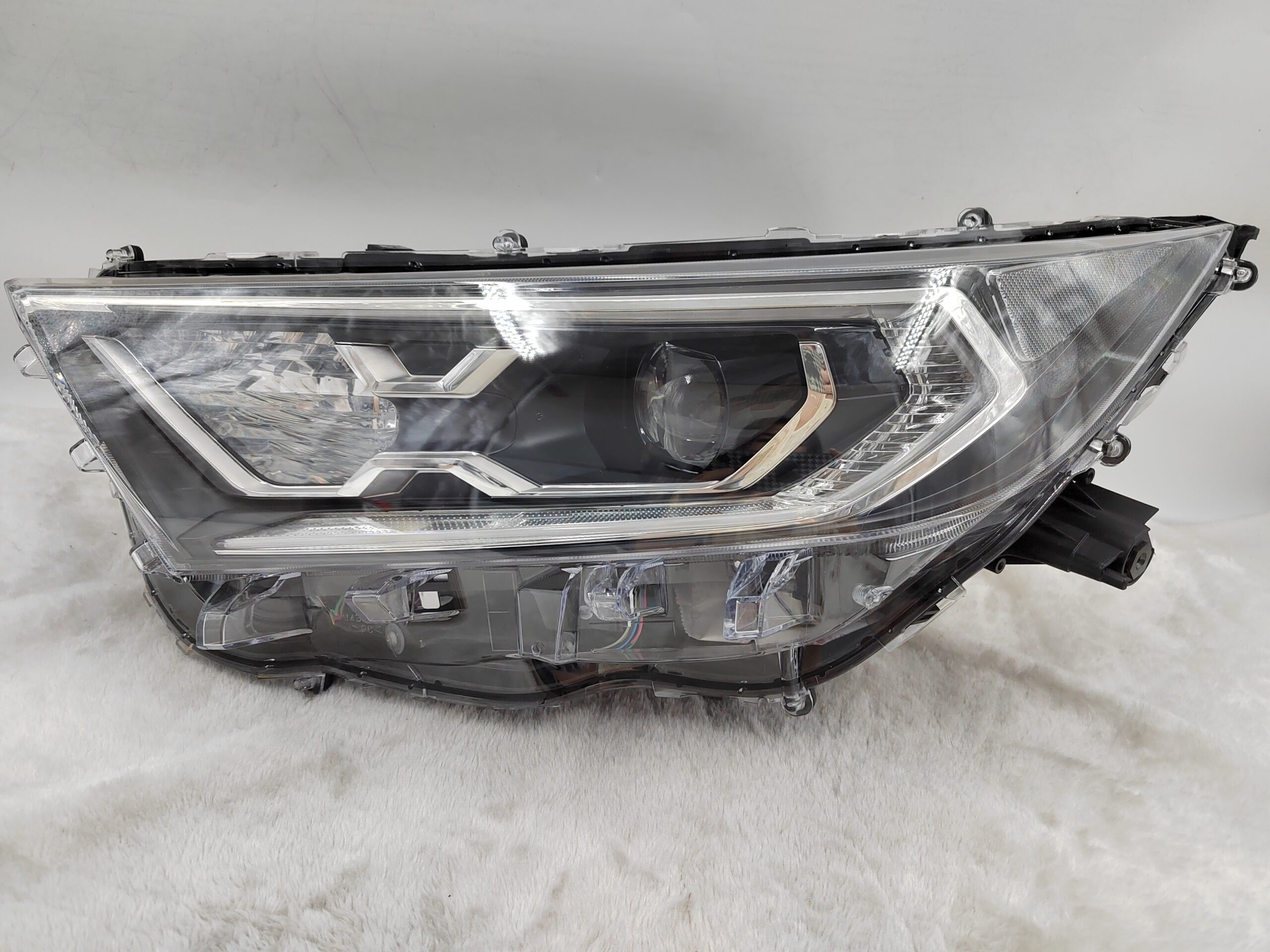 TOYOTA RAV4 V XA50 2019-2021 LENS LED L.H.S HEADLIGHT ASSEMBLY