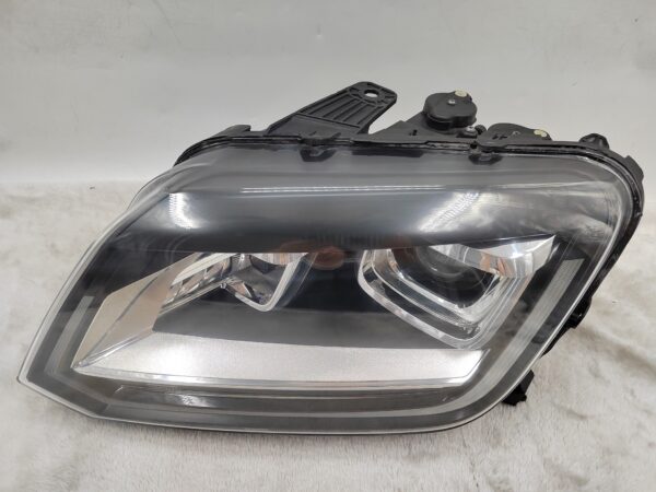 VOLKSWAGEN AMAROK V6 2011-2021 XENON L.H.S HEADLIGHT ASSEMBLY