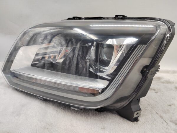 VOLKSWAGEN AMAROK V6 2011-2021 XENON L.H.S HEADLIGHT ASSEMBLY