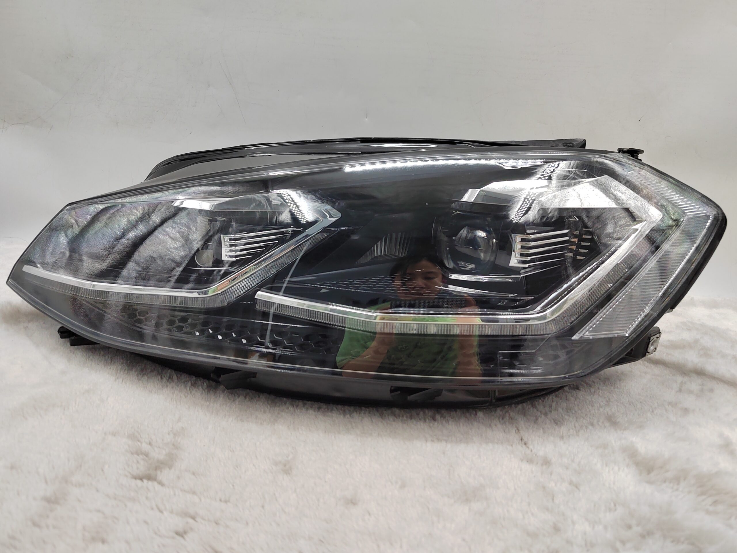 VOLKSWAGEN GOLF 2017-2019 LED L.H.S HEADLIGHT ASSEMBLY