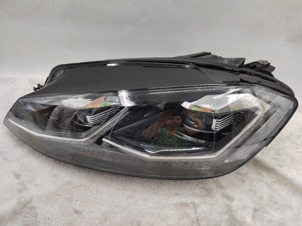 VOLKSWAGEN GOLF 2017-2019 LED L.H.S HEADLIGHT ASSEMBLY