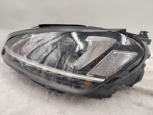 VOLKSWAGEN GOLF 2017-2019 XENON L.H.S HEADLIGHT ASSEMBLY