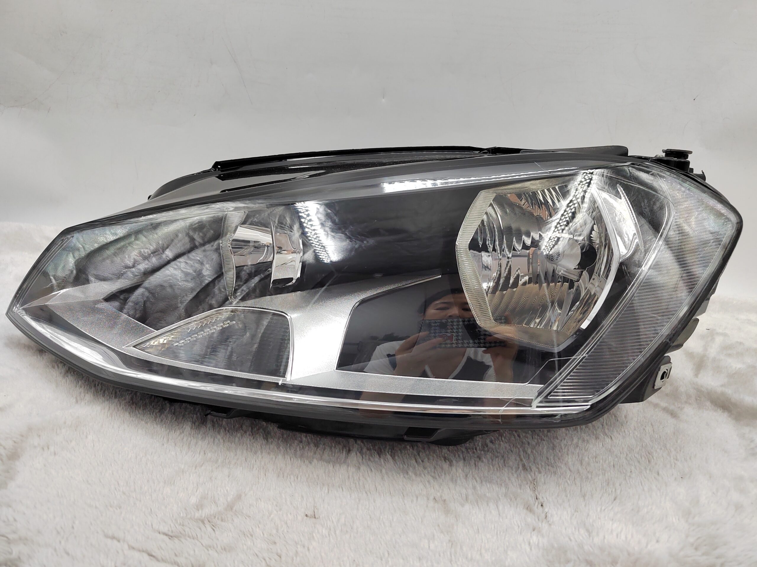 VOLKSWAGEN GOLF MK7 2014-2016 HALOGEN L.H.S HEADLIGHT ASSEMBLY