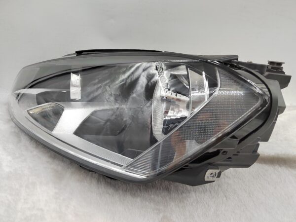 VOLKSWAGEN GOLF MK7 2014-2016 HALOGEN L.H.S HEADLIGHT ASSEMBLY