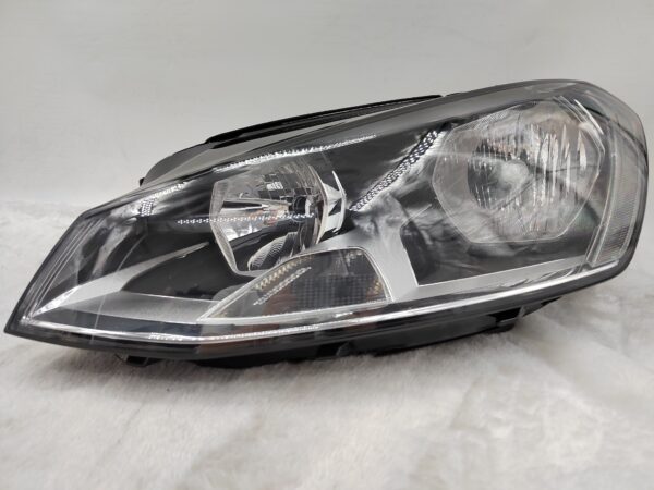 VOLKSWAGEN GOLF MK7 2014-2016 HALOGEN L.H.S HEADLIGHT ASSEMBLY