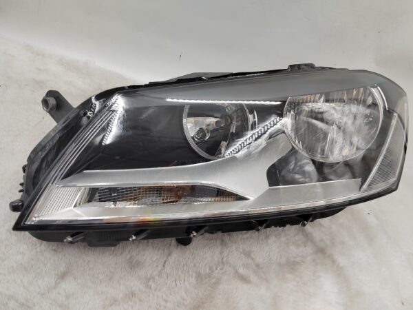 VOLKSWAGEN PASSAT B7 2011-2014 HALOGEN L.H.S HEADLIGHT ASSEMBLY