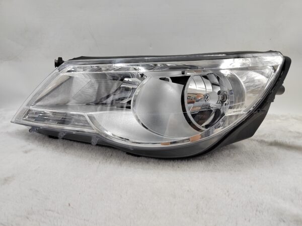 VOLKSWAGEN TIGUAN 2007-2011 HALOGEN L.H.S HEADLIGHT ASSEMBLY