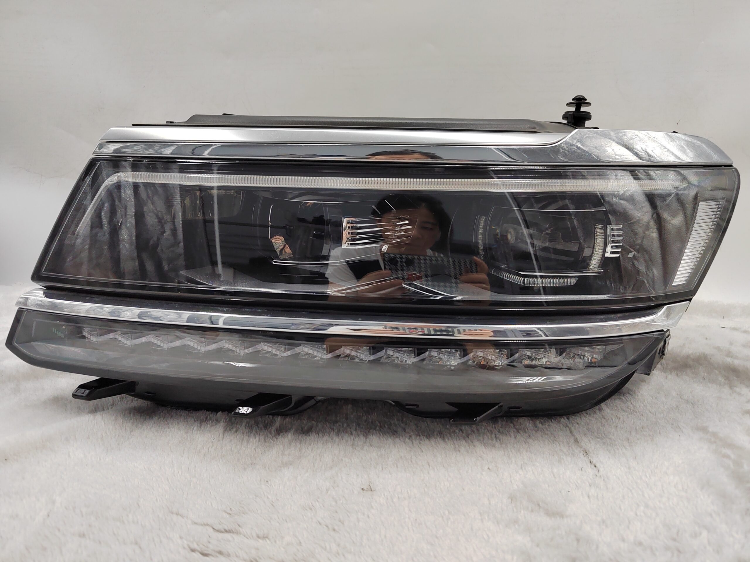 VOLKSWAGEN TIGUAN 2017-2020 LED L.H.S HEADLIGHT ASSEMBLY