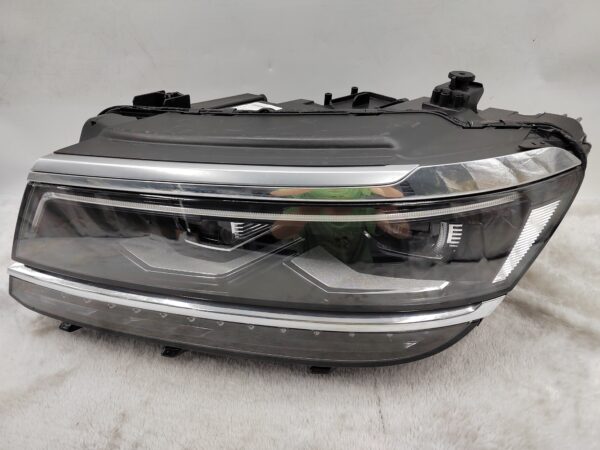 VOLKSWAGEN TIGUAN 2017-2020 LED L.H.S HEADLIGHT ASSEMBLY