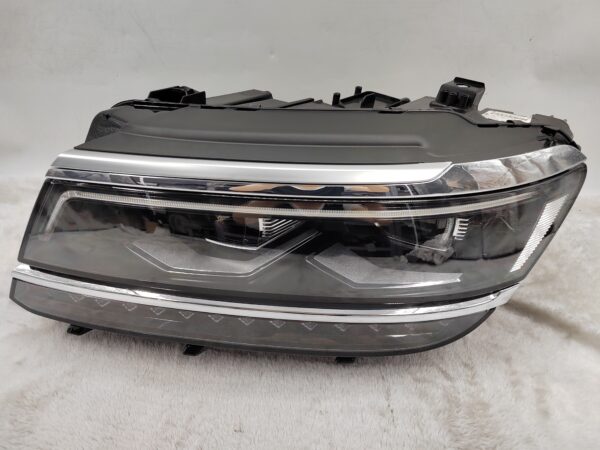 VOLKSWAGEN TIGUAN 2017-2020 LED L.H.S HEADLIGHT ASSEMBLY