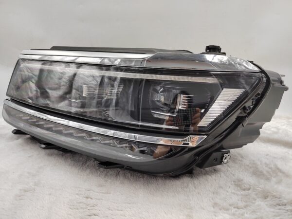 VOLKSWAGEN TIGUAN 2017-2020 LED L.H.S HEADLIGHT ASSEMBLY