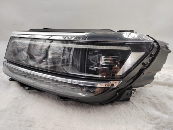 VOLKSWAGEN TIGUAN 2017-2020 LED L.H.S HEADLIGHT ASSEMBLY