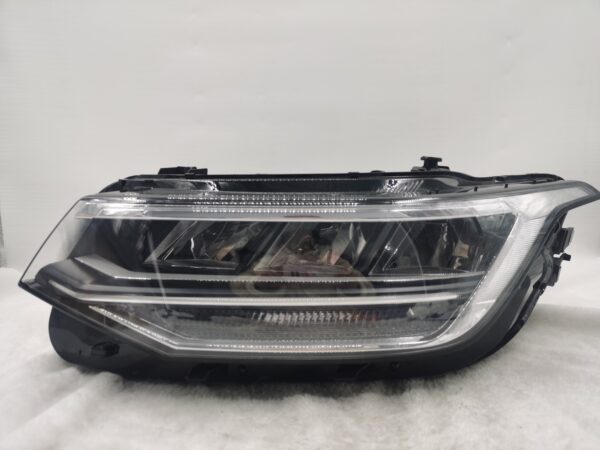 VOLKSWAGEN TIGUAN 2021-2023 LED L.H.S HEADLIGHT ASSEMBLY