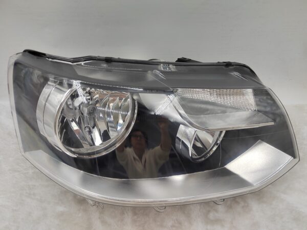 VOLKSWAGEN TRANSPORTER T5 2010-2014 HALOGEN R.H.S HEADLIGHT ASSEMBLY