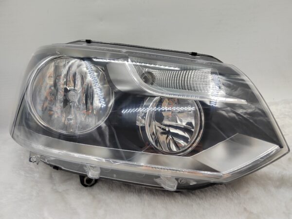 VOLKSWAGEN TRANSPORTER T5 2010-2014 HALOGEN R.H.S HEADLIGHT ASSEMBLY