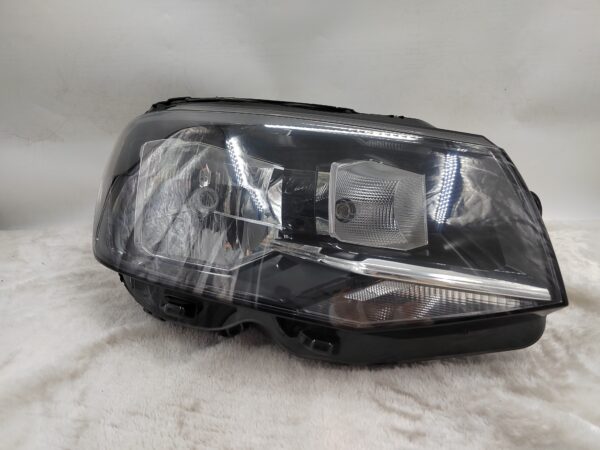 VOLKSWAGEN TRANSPORTER T6 2015-2019 HALOGEN R.H.S HEADLIGHT ASSEMBLY