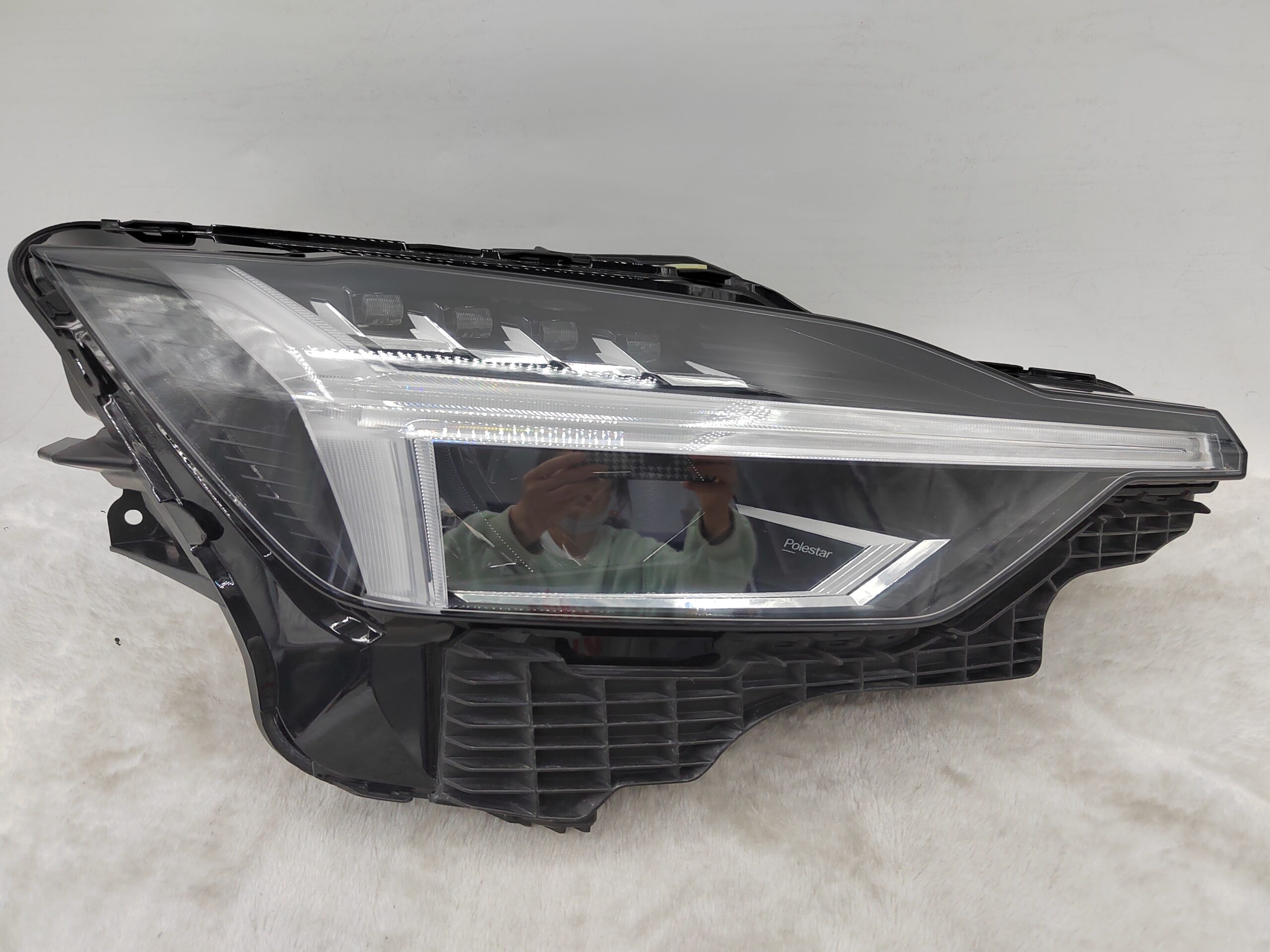 POLESTAR 2  2022-2024 LED R.H.S HEADLIGHT ASSEMBLY