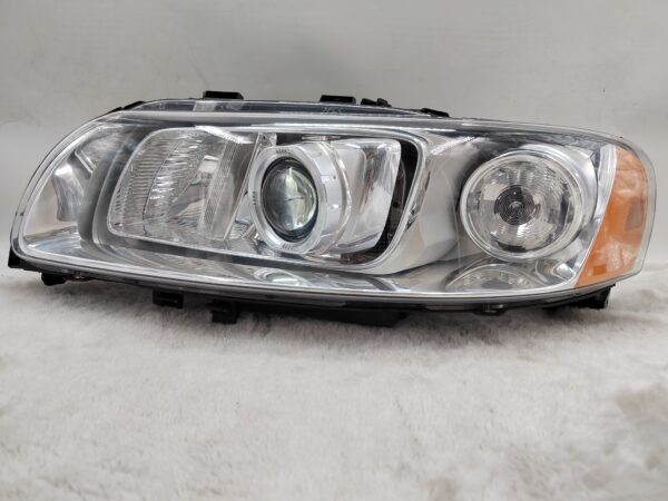 VOLVO V70 XC70 S60 2005-2007 XENON L.H.S HEADLIGHT ASSEMBLY