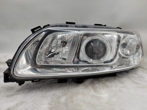 VOLVO V70 XC70 S60 2005-2007 XENON L.H.S HEADLIGHT ASSEMBLY