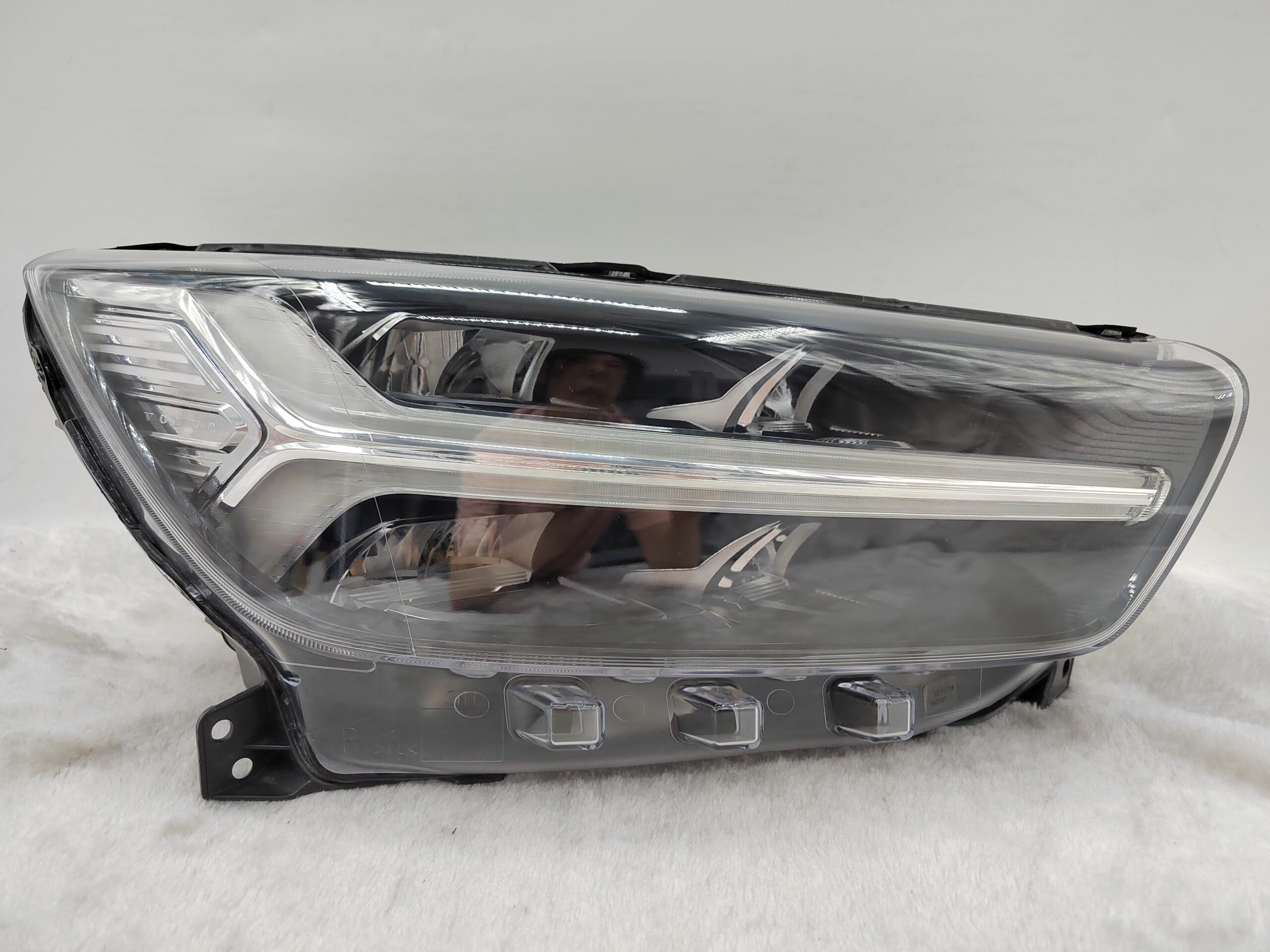 VOLVO XC40 2017-2022 LED R.H.S HEADLIGHT ASSEMBLY