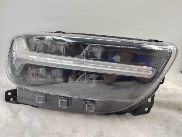 VOLVO XC40 2017-2022 LED R.H.S HEADLIGHT ASSEMBLY