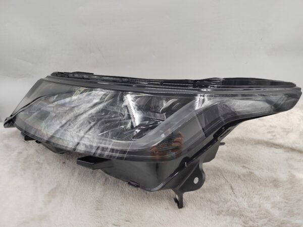 LAND ROVER RANGE ROVER SPORT 2018-2022 LED L.H.S HEADLIGHT ASSEMBLY