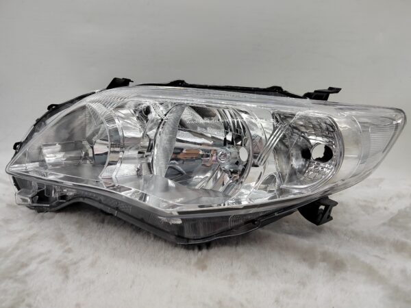 TOYOTA COROLLA E150 2011-2013 HALOGEN L.H.S HEADLIGHT ASSEMBLY