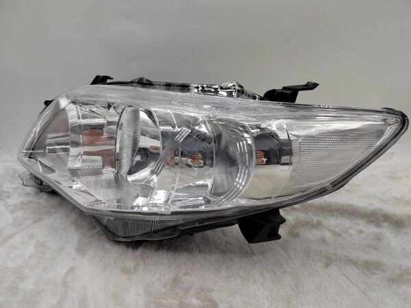 TOYOTA COROLLA E150 2011-2013 HALOGEN L.H.S HEADLIGHT ASSEMBLY