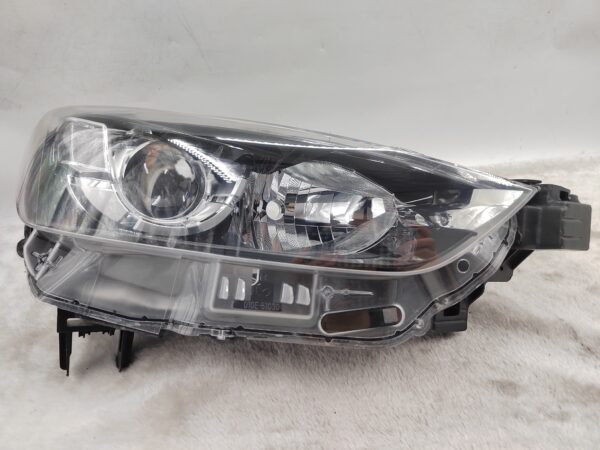 MAZDA CX-3 2016-2018 HALOGEN R.H.S HEADLIGHT ASSEMBLY