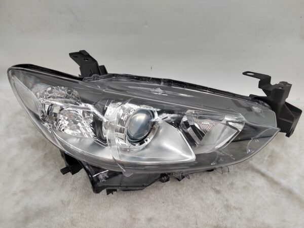 MAZDA 6 2013-2014 HALOGEN R.H.S HEADLIGHT ASSEMBLY