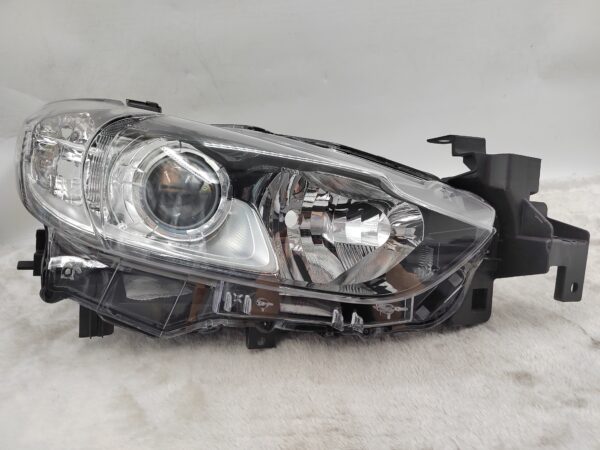 MAZDA 6 2013-2014 HALOGEN R.H.S HEADLIGHT ASSEMBLY