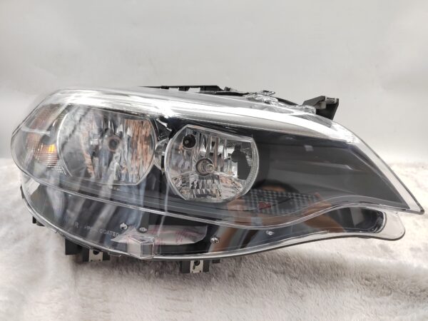 BMW 2 SERIES F22 2012-2014 HALOGEN R.H.S HEADLIGHT ASSEMBLY