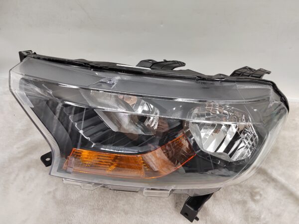 FORD EVEREST RANGER 2015-2019 HALOGEN L.H.S HEADLIGHT ASSEMBLY