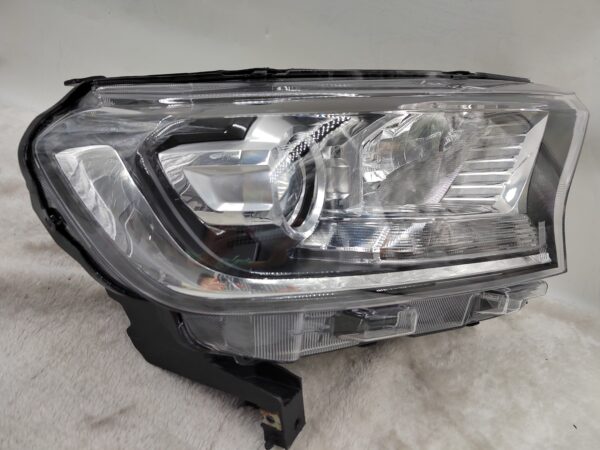 FORD EVEREST RANGER 2015-2019 LENS HALOGEN R.H.S HEADLIGHT ASSEMBLY